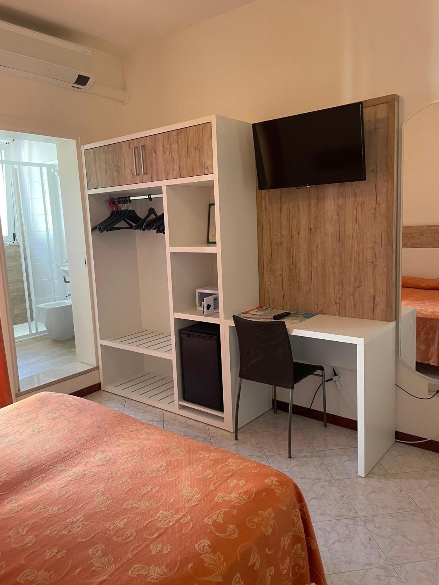 Hotel Di Giovanni 비비오네 외부 사진